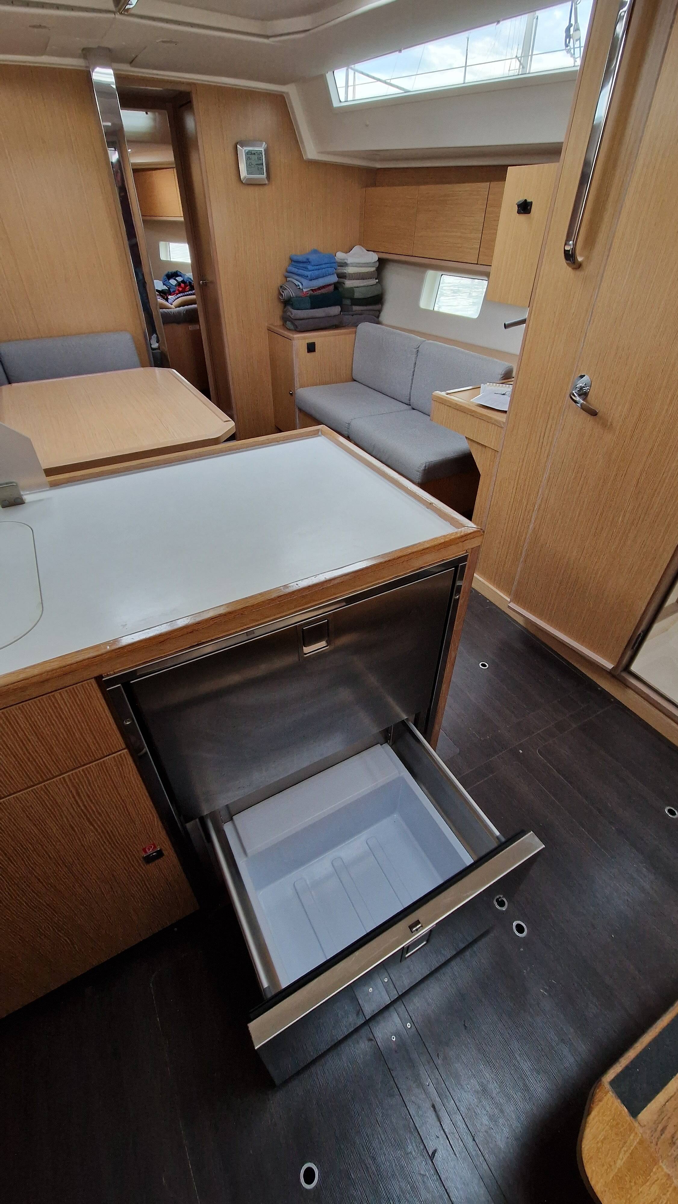 Bavaria C45 Holiday  | Lush Life