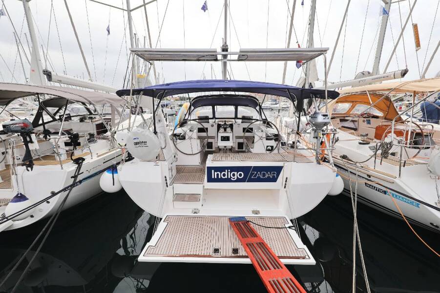 Bavaria C45 Holiday | Indigo