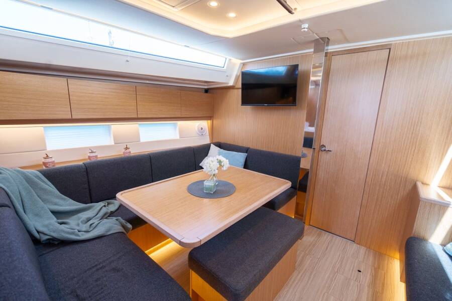 Bavaria C45 Style  | Aria