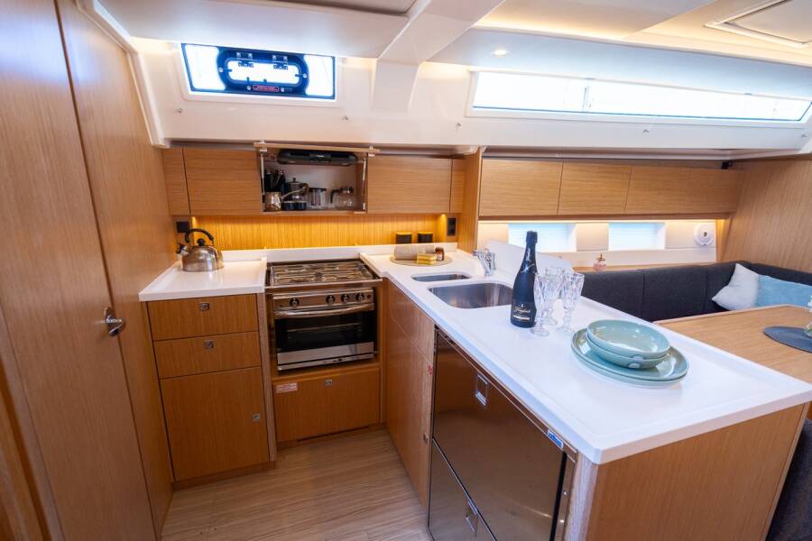 Bavaria C45 Style  | Aria