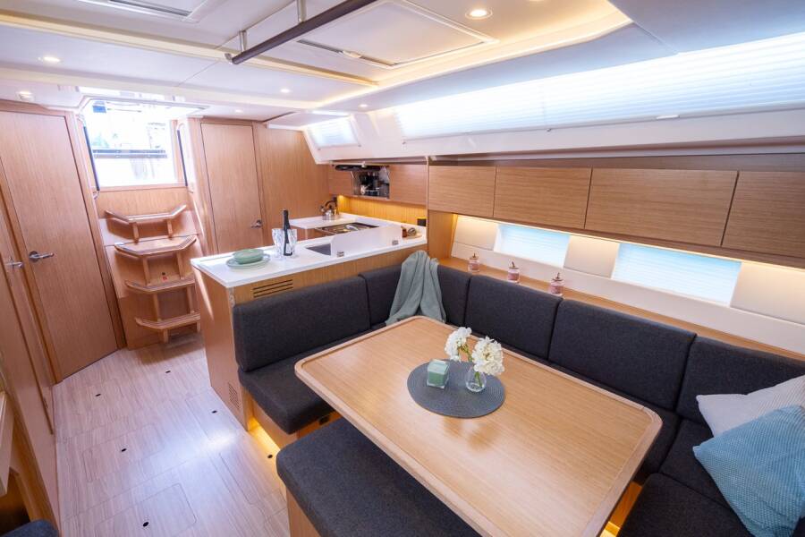 Bavaria C45 Style  | Aria