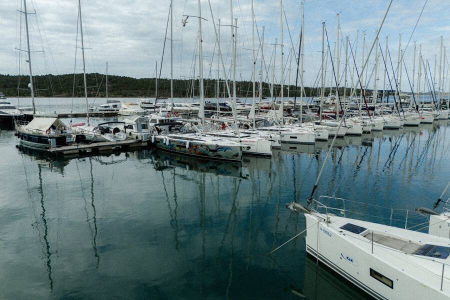 Bavaria C46  | Art N