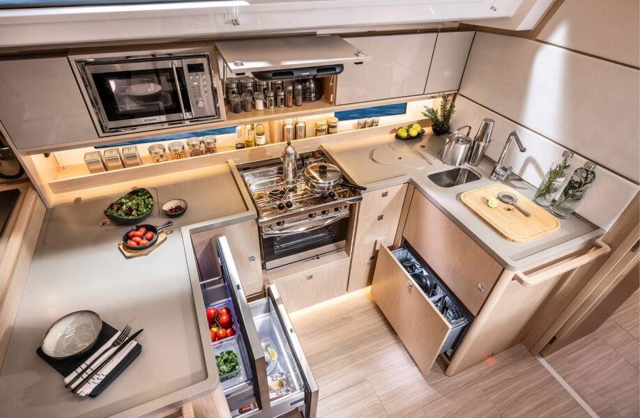 Bavaria C46  | Sestrica Vela