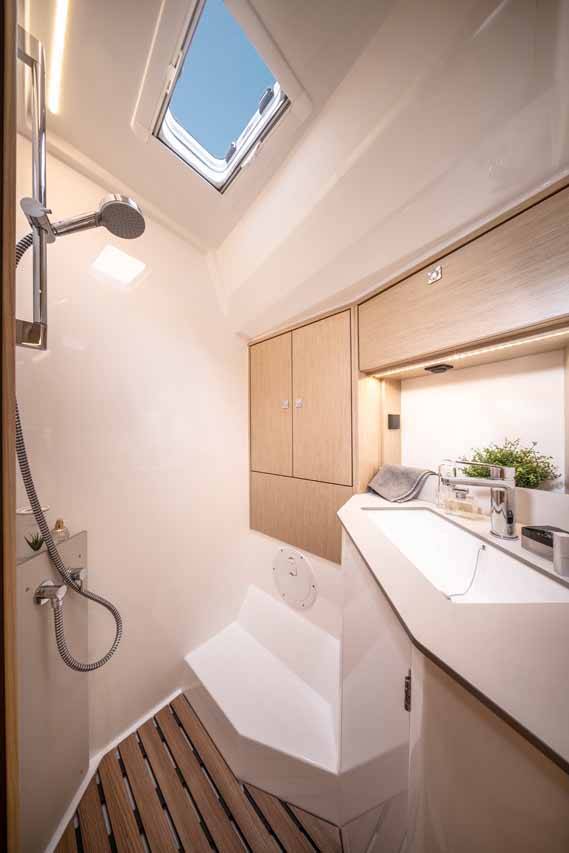 Bavaria C46 | Moonlark