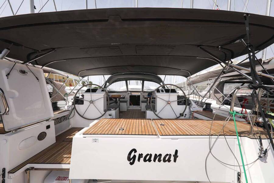 Bavaria C50 Holiday  | Granat