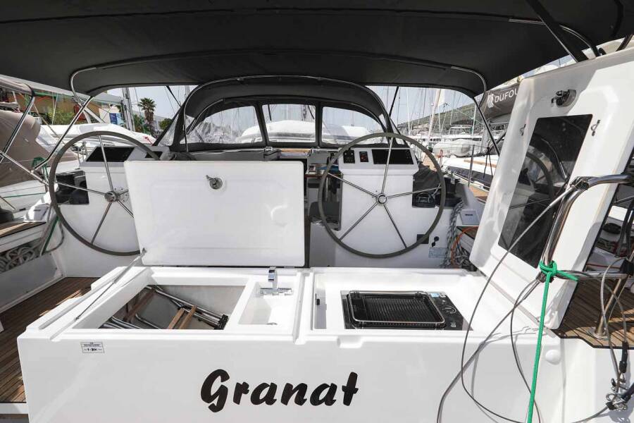 Bavaria C50 Holiday  | Granat