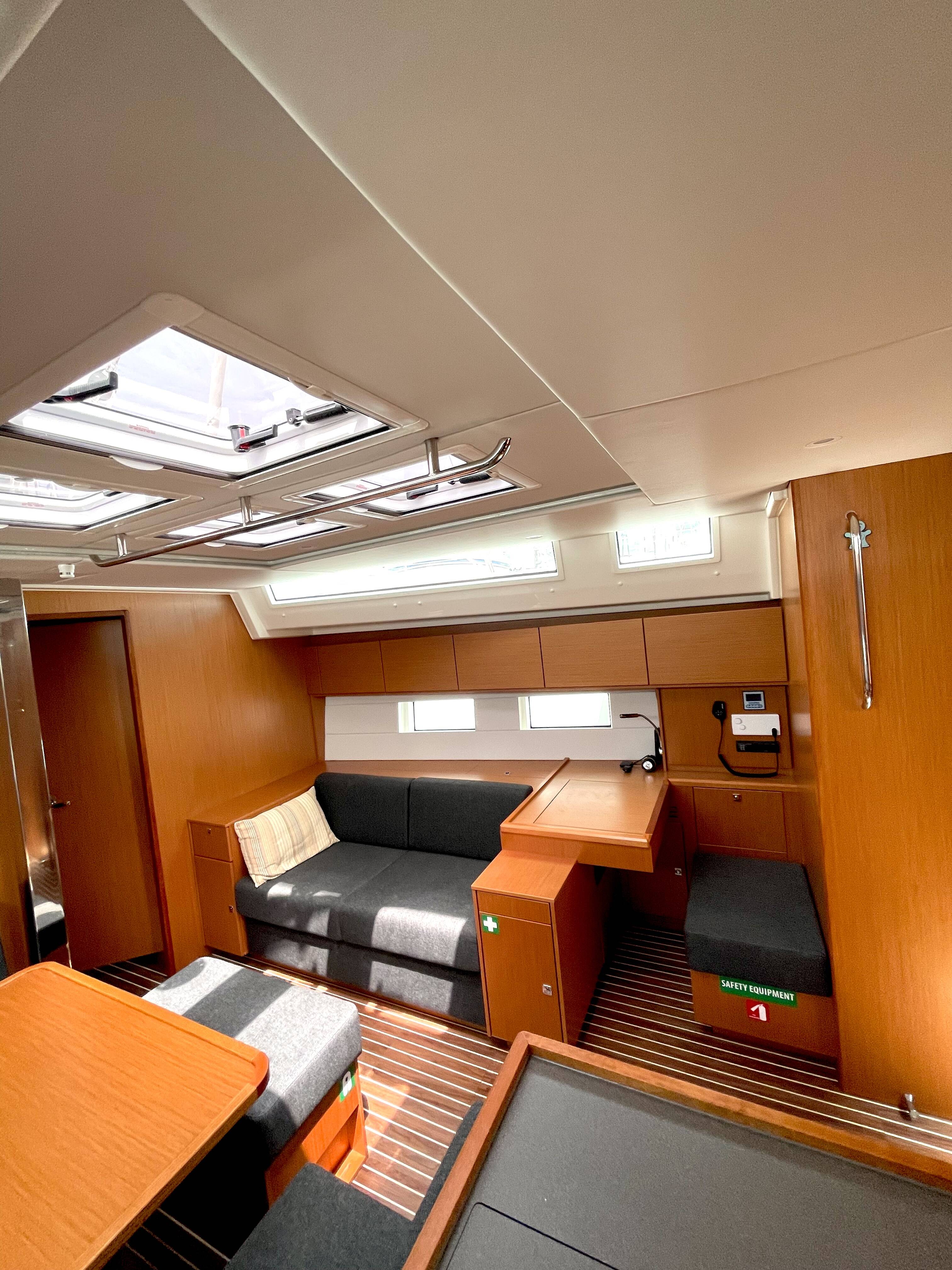 Bavaria C50 Holiday  | Hangover