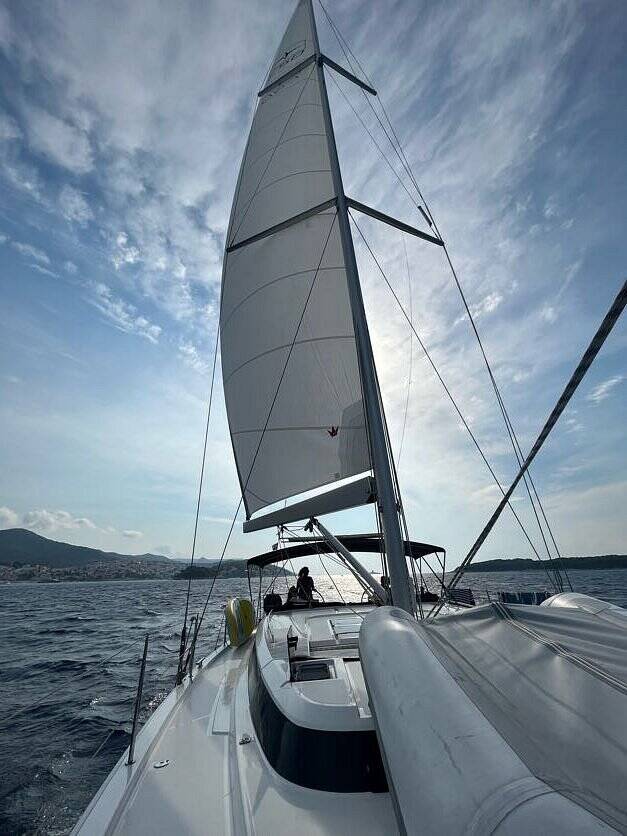 Bavaria C50  | Roza Deflores 2