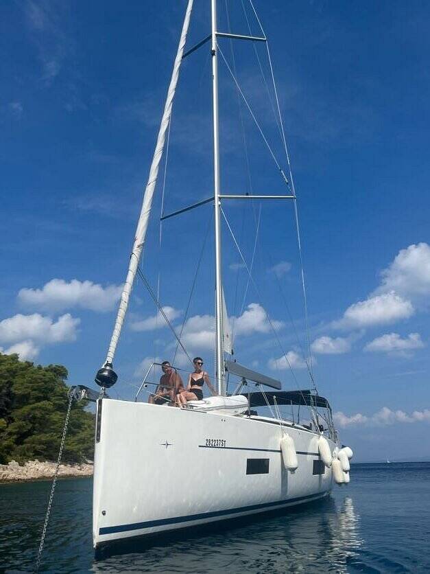 Bavaria C50  | Roza Deflores 2