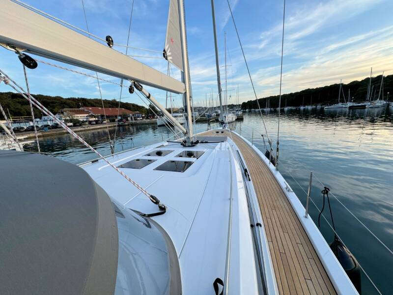 Bavaria C57 Style  | Mina
