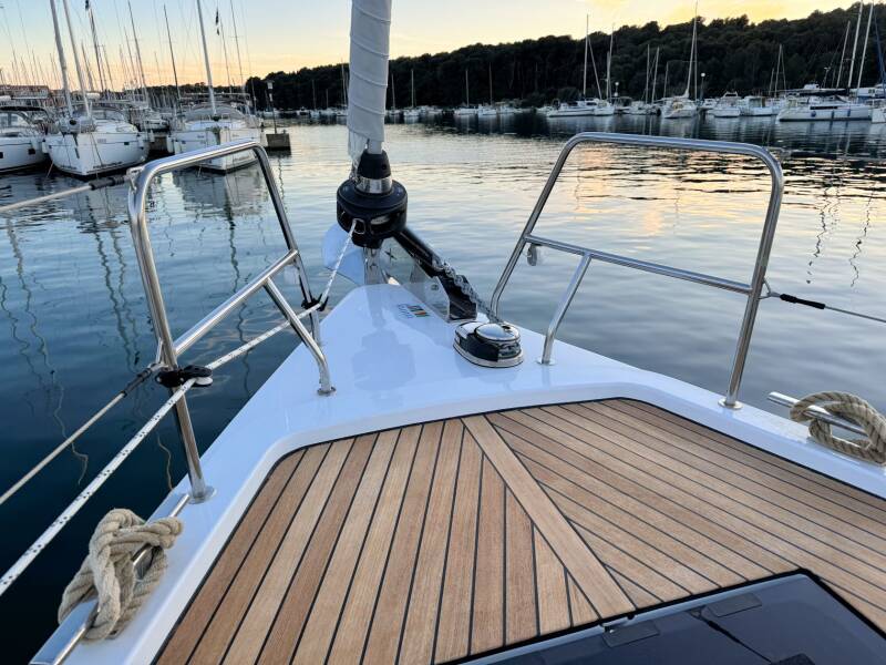 Bavaria C57 Style  | Mina