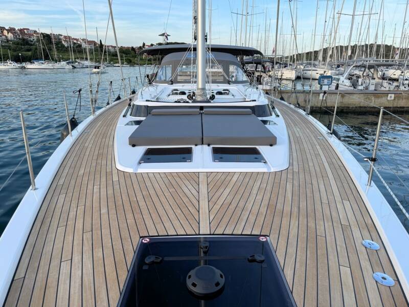 Bavaria C57 Style  | Mina