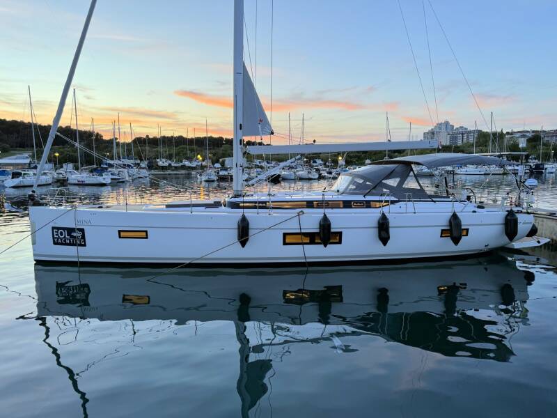 Bavaria C57 Style  | Mina
