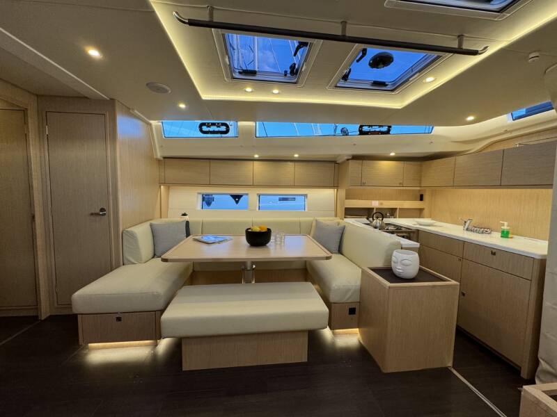 Bavaria C57 Style  | Mina