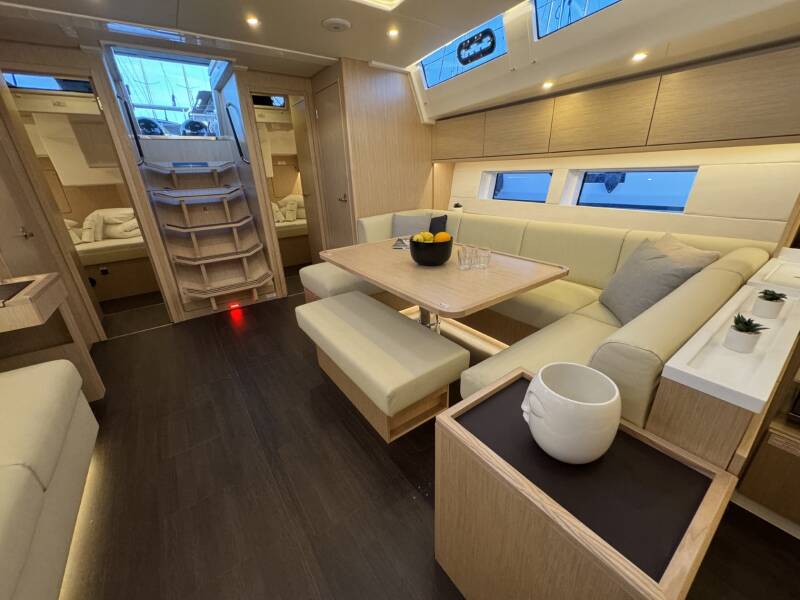 Bavaria C57 Style  | Mina
