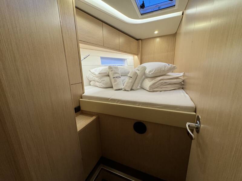 Bavaria C57 Style  | Mina