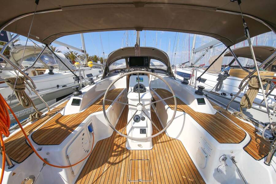 Bavaria Cruiser 33  | Nemo