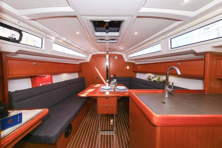 Bavaria Cruiser 33  | Nemo