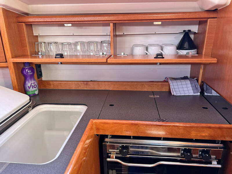 Bavaria Cruiser 33  | Burin