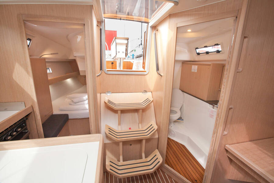 Bavaria Cruiser 34 Style  | Aston