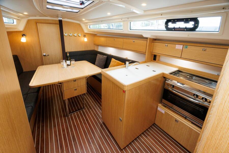 Bavaria Cruiser 34 Style  | Roko