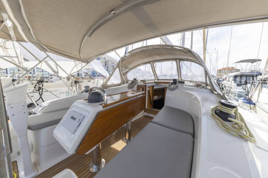 Bavaria Cruiser 34 Style  | Lina