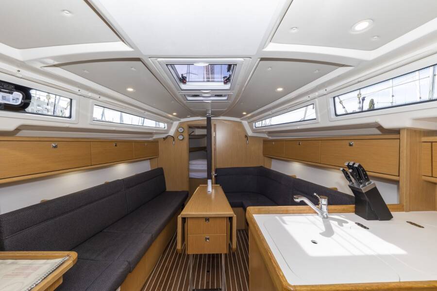 Bavaria Cruiser 34 Style  | Lina