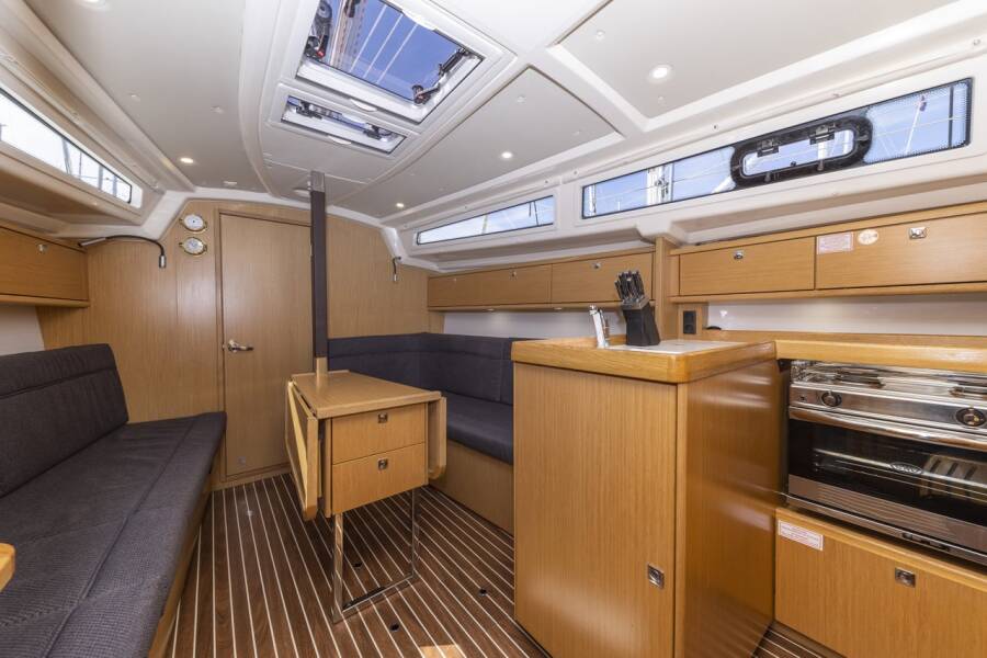 Bavaria Cruiser 34 Style  | Lena