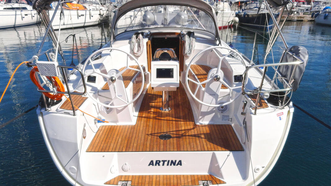 Bavaria Cruiser 34  | Artina