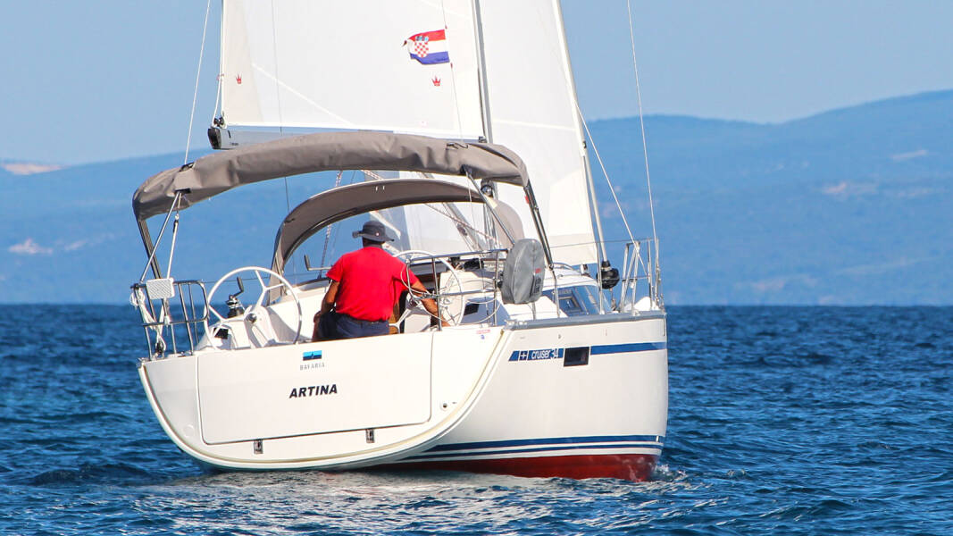 Bavaria Cruiser 34  | Artina