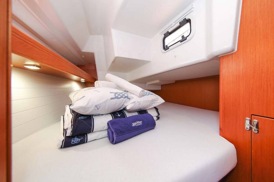 Bavaria Cruiser 34  | Spirit of Freedom