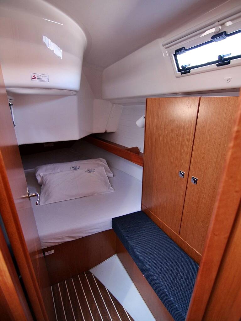 Bavaria Cruiser 34  | Bella
