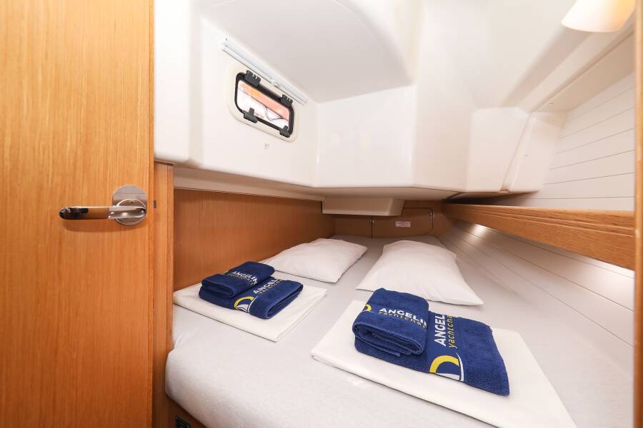 Bavaria Cruiser 34  | Lady One