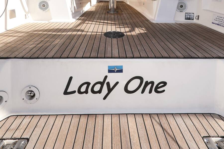 Bavaria Cruiser 34  | Lady One