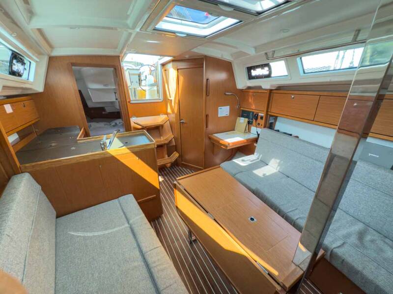 Bavaria Cruiser 34  | Hydra