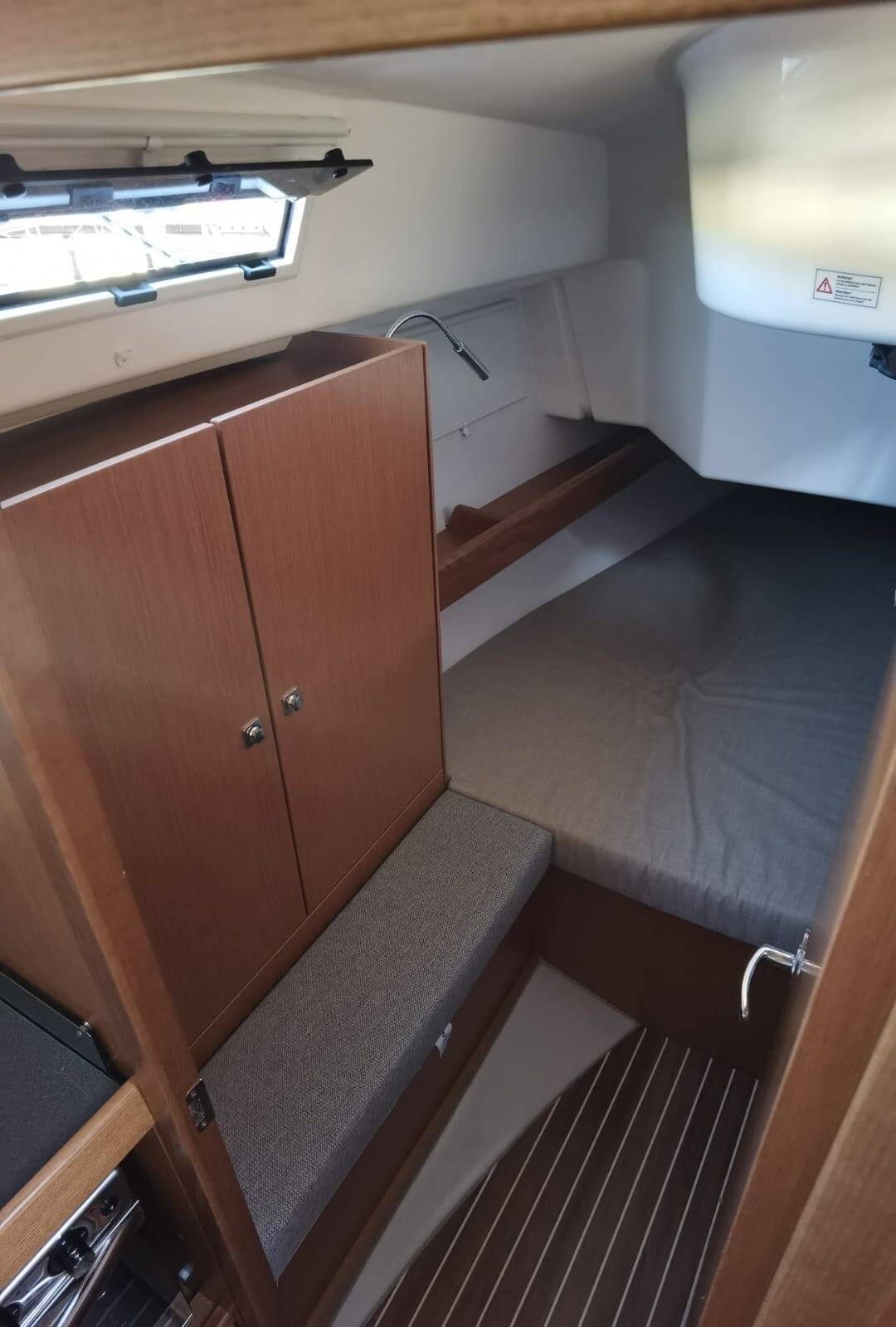 Bavaria Cruiser 34  | Happy