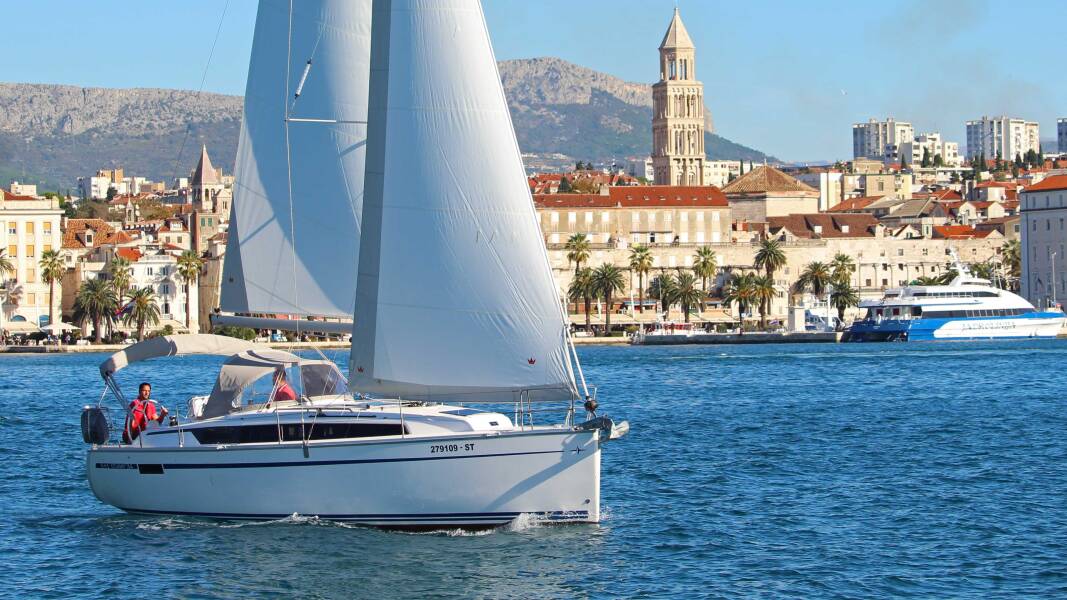 Bavaria Cruiser 34  | Bobara