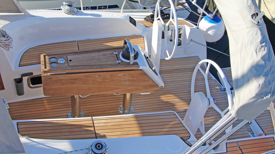 Bavaria Cruiser 34  | Bobara