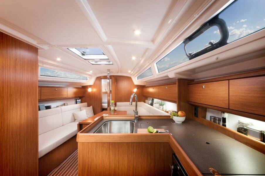 Bavaria Cruiser 34  | Saga