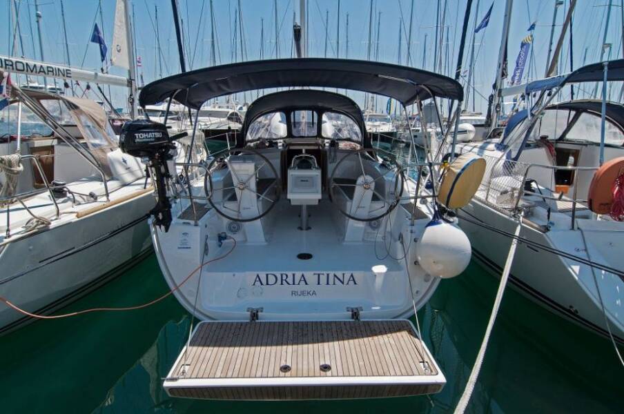 Bavaria Cruiser 34  | Adria Tina