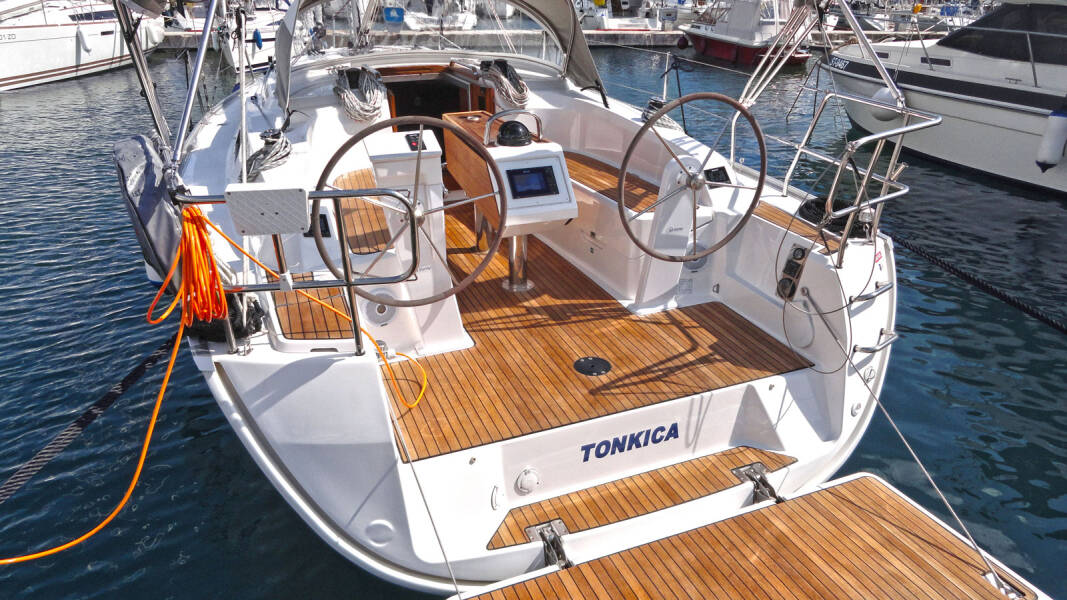 Bavaria Cruiser 34  | Tonkica