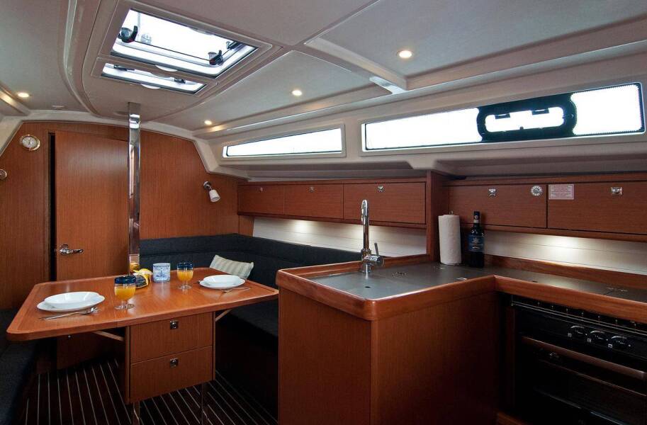 Bavaria Cruiser 34  | Adria Maša