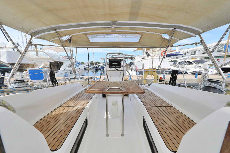 Bavaria Cruiser 36  | ECONOMY