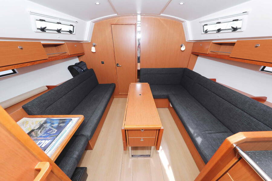 Bavaria Cruiser 36  | ECONOMY