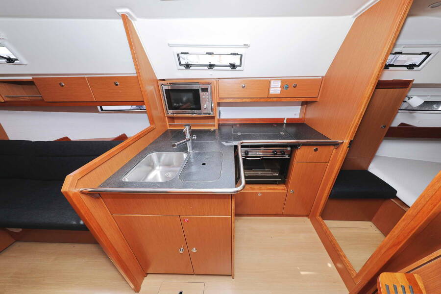Bavaria Cruiser 36  | ECONOMY