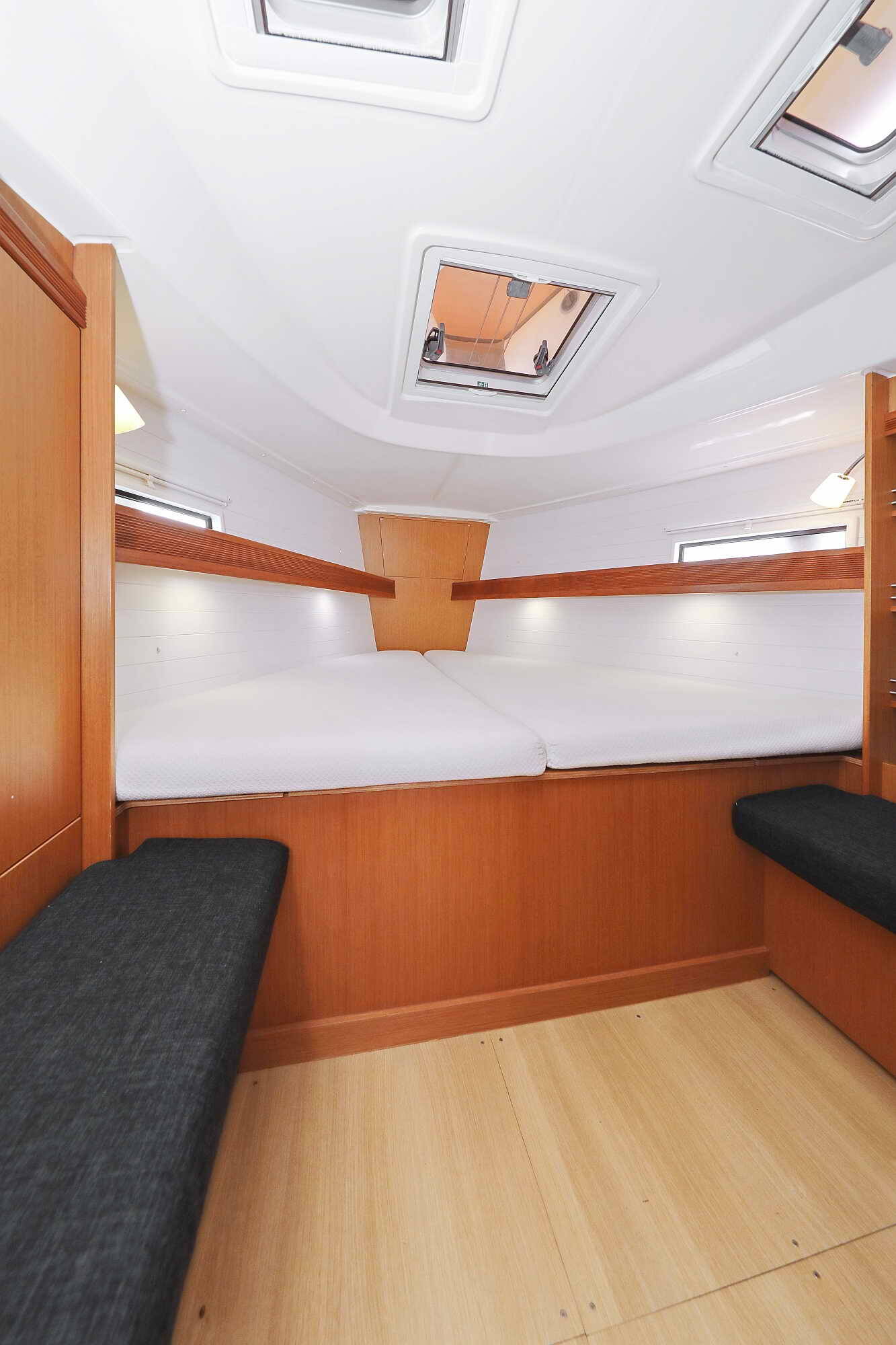 Bavaria Cruiser 36  | ECONOMY