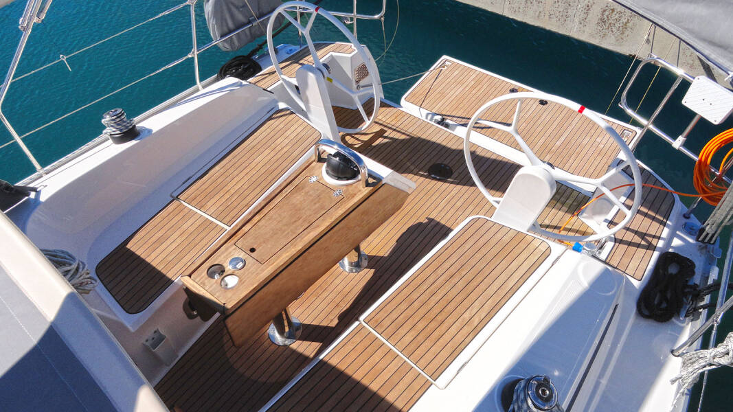 Bavaria Cruiser 37  | Merara