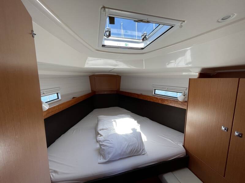 Bavaria Cruiser 37  | Julia