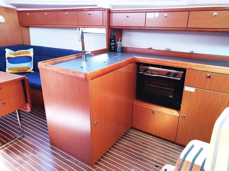 Bavaria Cruiser 37  | Smiley