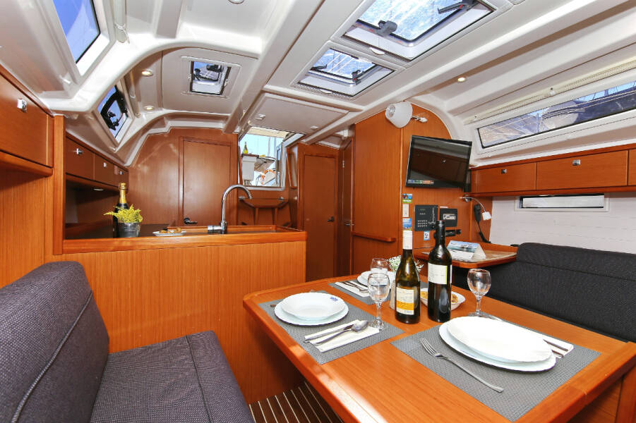 Bavaria Cruiser 37  | Oracle